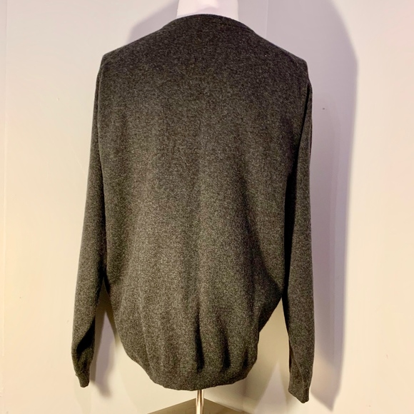 BEST FULL BODY CASHMERE SWEATER. NOT SKIMPY - Picture 5 of 5